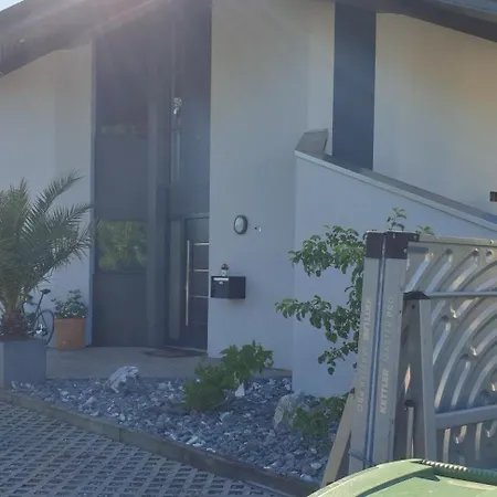 Moderne Gaestesuite Apartment